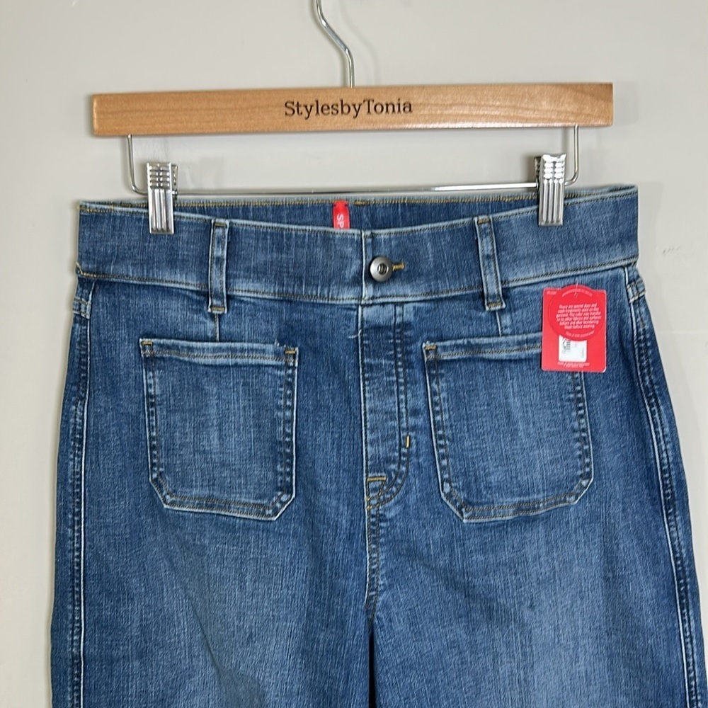 Spanx Cropped Wide Leg Jean Shaded Blue Shapewear Pockets High Rise sz M NEW - Picture 3 of 11